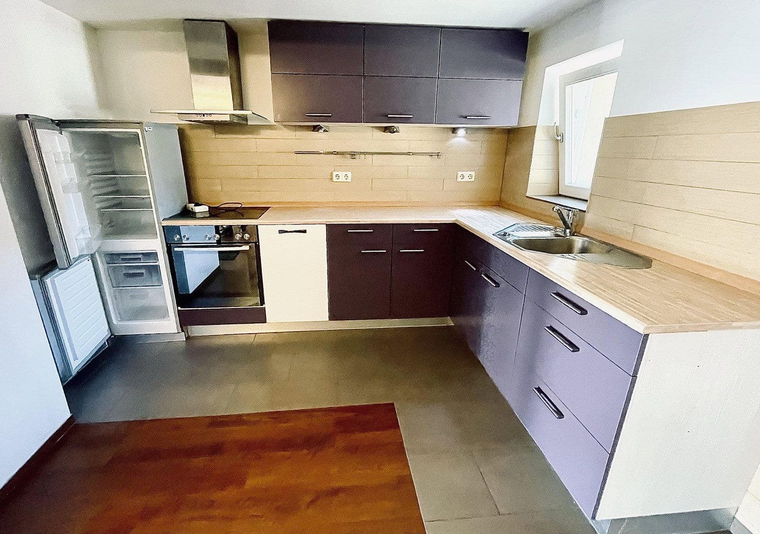 Predaj domu 220 m², pozemek 662 m², Freiheit 3, Kaiserpfalz, Sasko-Anhaltsko Predaj domu 220 m², pozemek 662 m², Freiheit 3, Kaiserpfalz, Sasko-Anhaltsko