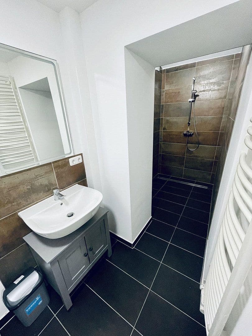 Predaj domu 220 m², pozemek 662 m², Freiheit 3, Kaiserpfalz, Sasko-Anhaltsko Predaj domu 220 m², pozemek 662 m², Freiheit 3, Kaiserpfalz, Sasko-Anhaltsko