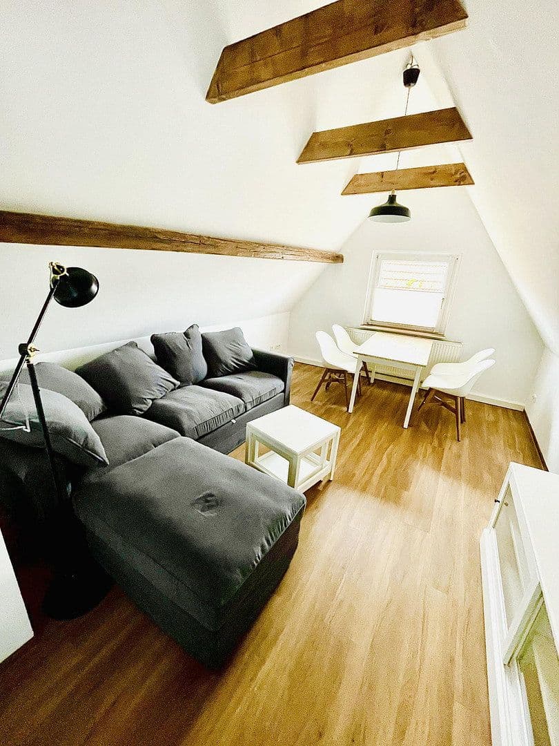 Predaj domu 220 m², pozemek 662 m², Freiheit 3, Kaiserpfalz, Sasko-Anhaltsko Predaj domu 220 m², pozemek 662 m², Freiheit 3, Kaiserpfalz, Sasko-Anhaltsko