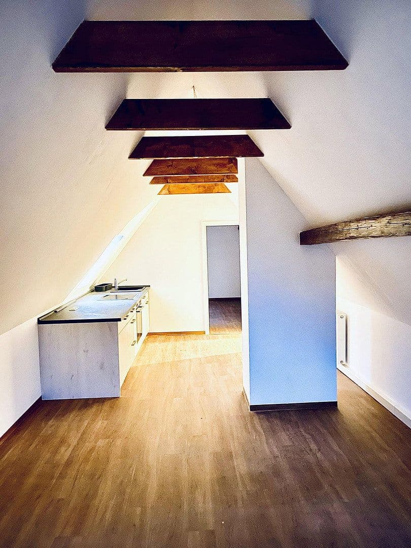 Predaj domu 220 m², pozemek 662 m², Freiheit 3, Kaiserpfalz, Sasko-Anhaltsko Predaj domu 220 m², pozemek 662 m², Freiheit 3, Kaiserpfalz, Sasko-Anhaltsko