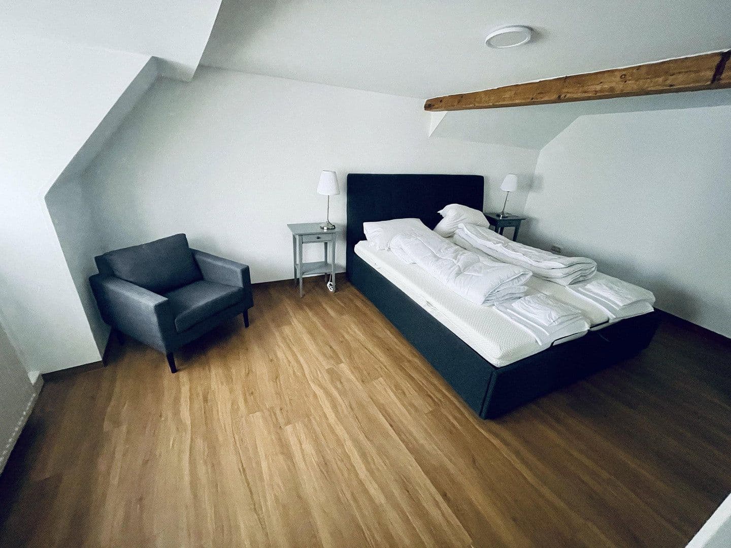 Predaj domu 220 m², pozemek 662 m², Freiheit 3, Kaiserpfalz, Sasko-Anhaltsko Predaj domu 220 m², pozemek 662 m², Freiheit 3, Kaiserpfalz, Sasko-Anhaltsko