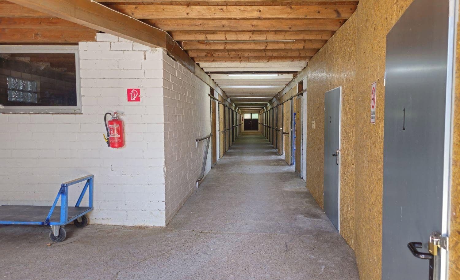Prenájom nebytového priestoru 11 m², Scheerwiesenweg 55, Schwieberdingen, Bádensko-Wurttembersko Prenájom nebytového priestoru 11 m², Scheerwiesenweg 55, Schwieberdingen, Bádensko-Wurttembersko