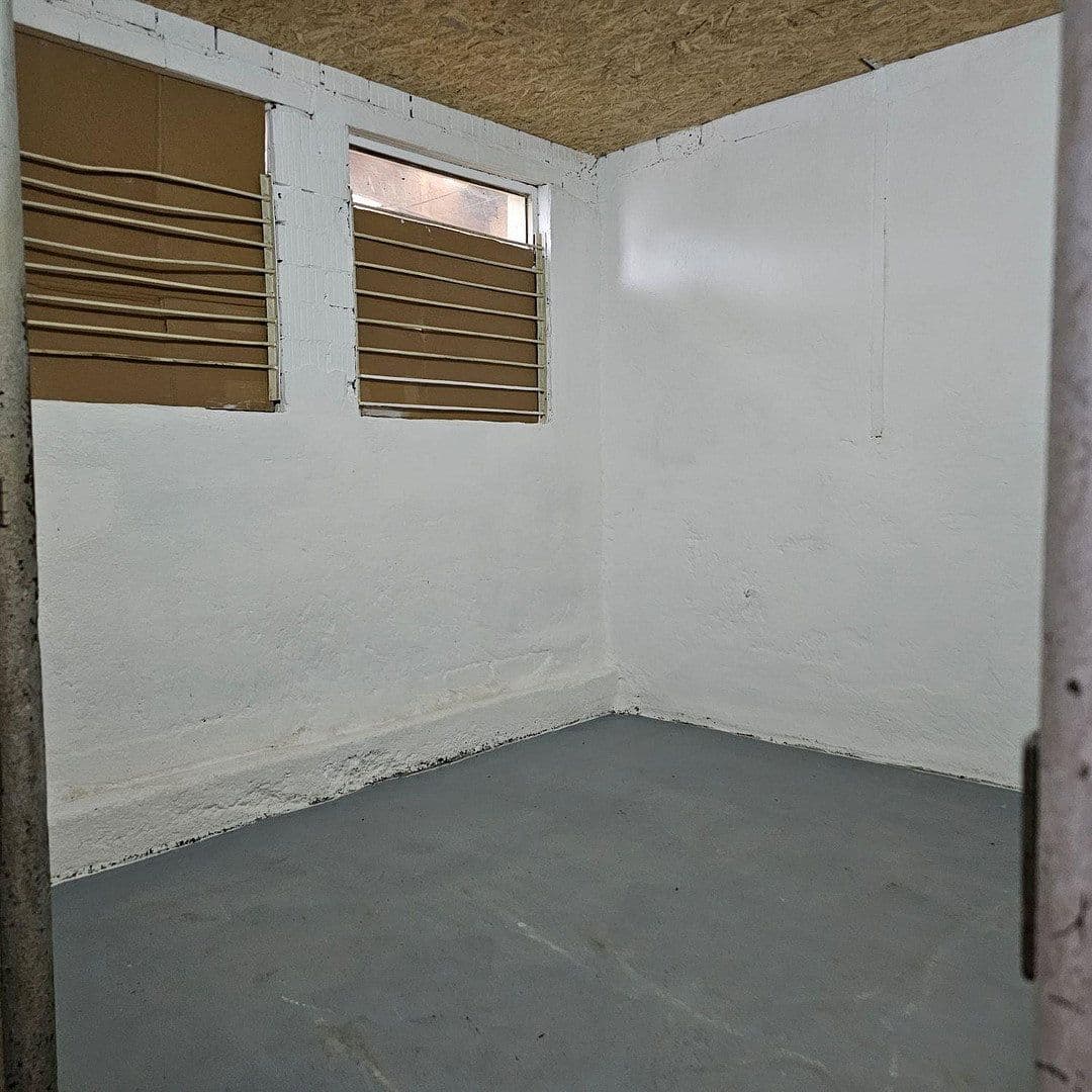Prenájom nebytového priestoru 11 m², Scheerwiesenweg 55, Schwieberdingen, Bádensko-Wurttembersko Prenájom nebytového priestoru 11 m², Scheerwiesenweg 55, Schwieberdingen, Bádensko-Wurttembersko