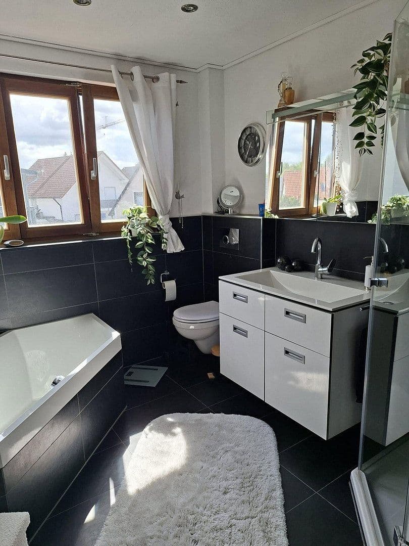 Predaj domu 120 m², pozemek 320 m², Neustadt an der Donau, Bavorsko Predaj domu 120 m², pozemek 320 m², Neustadt an der Donau, Bavorsko
