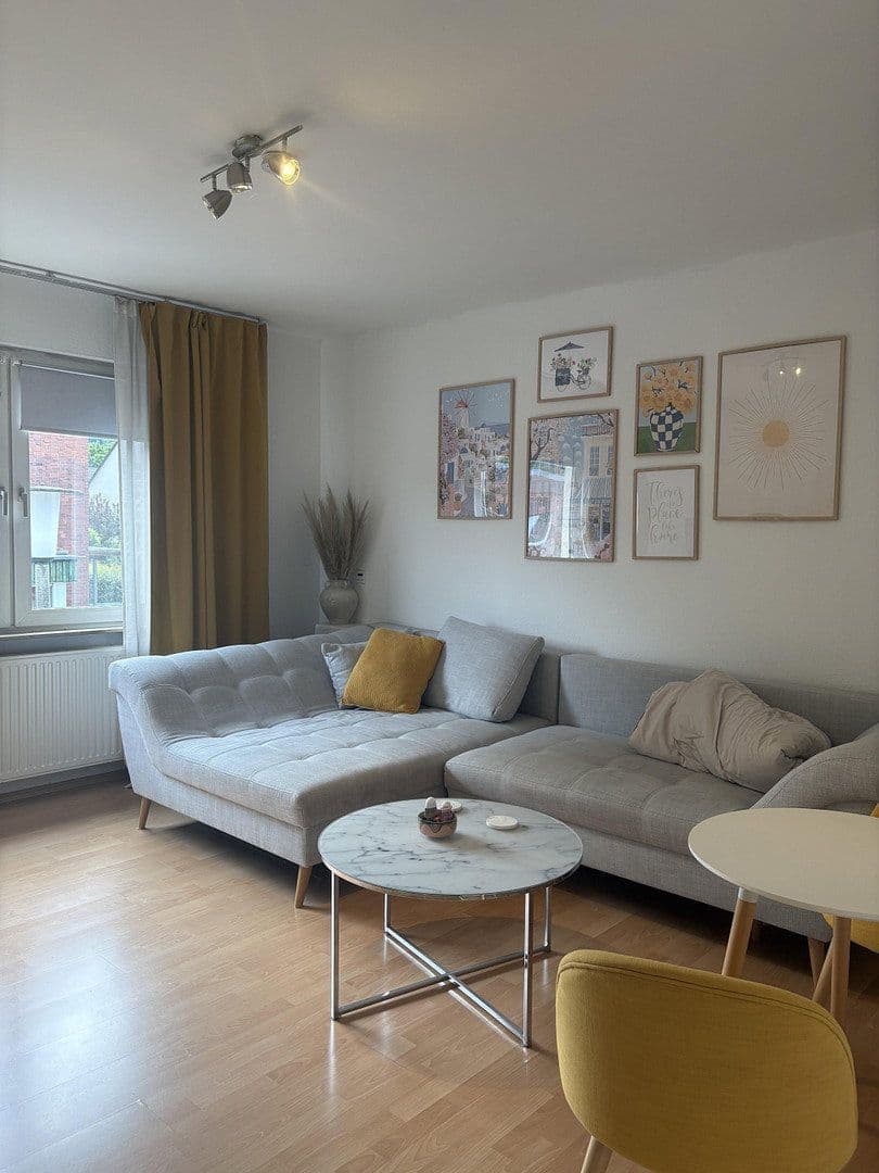 Prenájom bytu 3-izbový 62 m², Bodelschwinghstraße 10, Bonn, Severné Porýnie - Westfálsko Prenájom bytu 3-izbový 62 m², Bodelschwinghstraße 10, Bonn, Severné Porýnie - Westfálsko