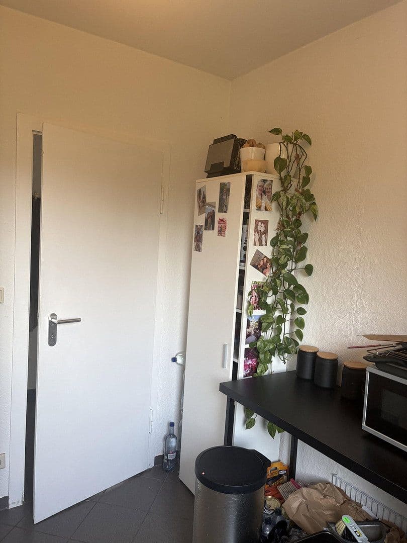 Prenájom bytu 3-izbový 62 m², Bodelschwinghstraße 10, Bonn, Severné Porýnie - Westfálsko Prenájom bytu 3-izbový 62 m², Bodelschwinghstraße 10, Bonn, Severné Porýnie - Westfálsko