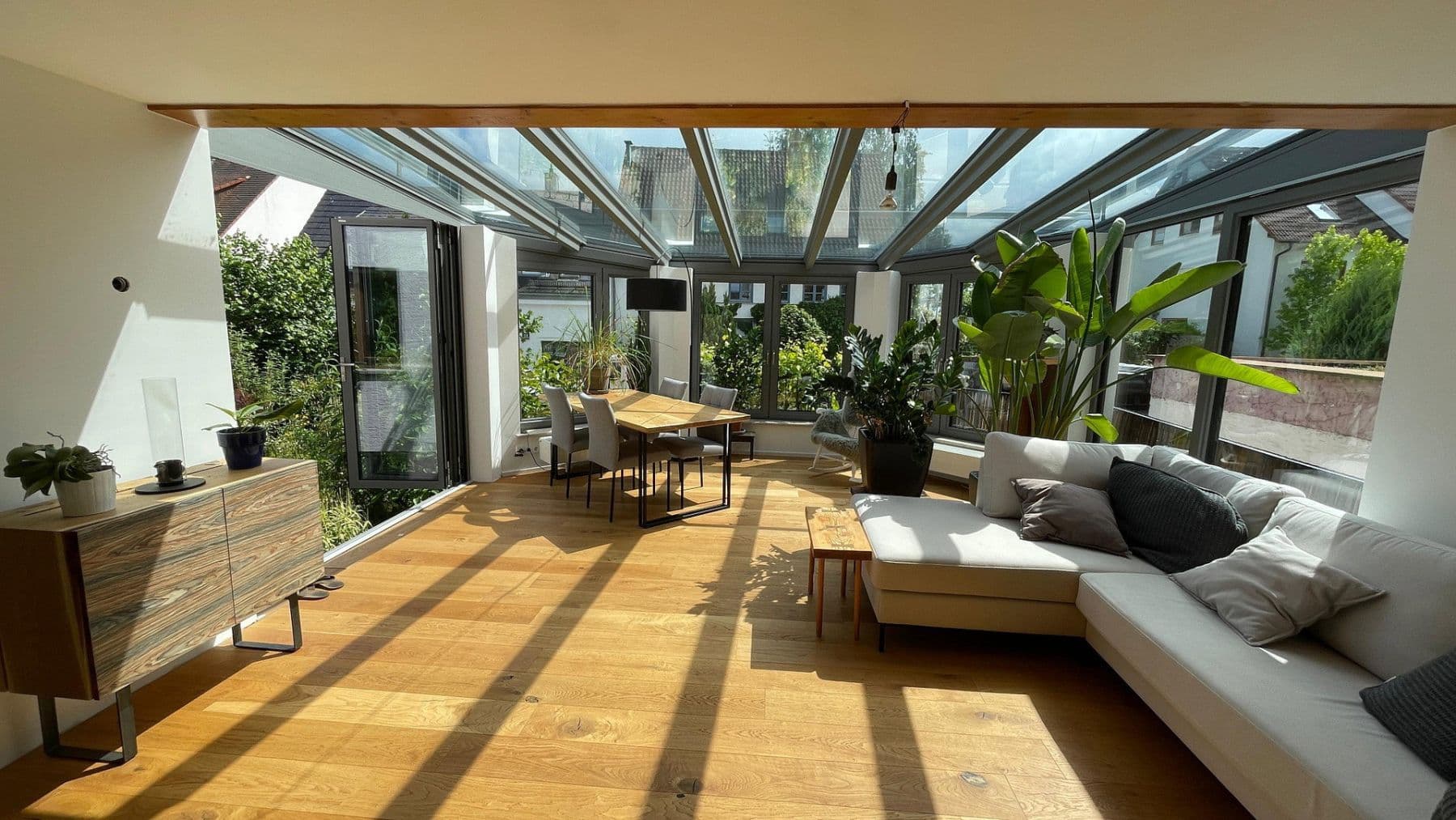 Predaj bytu 4-izbový 105 m², Stuttgart-Riedenberg, Bádensko-Wurttembersko Predaj bytu 4-izbový 105 m², Stuttgart-Riedenberg, Bádensko-Wurttembersko