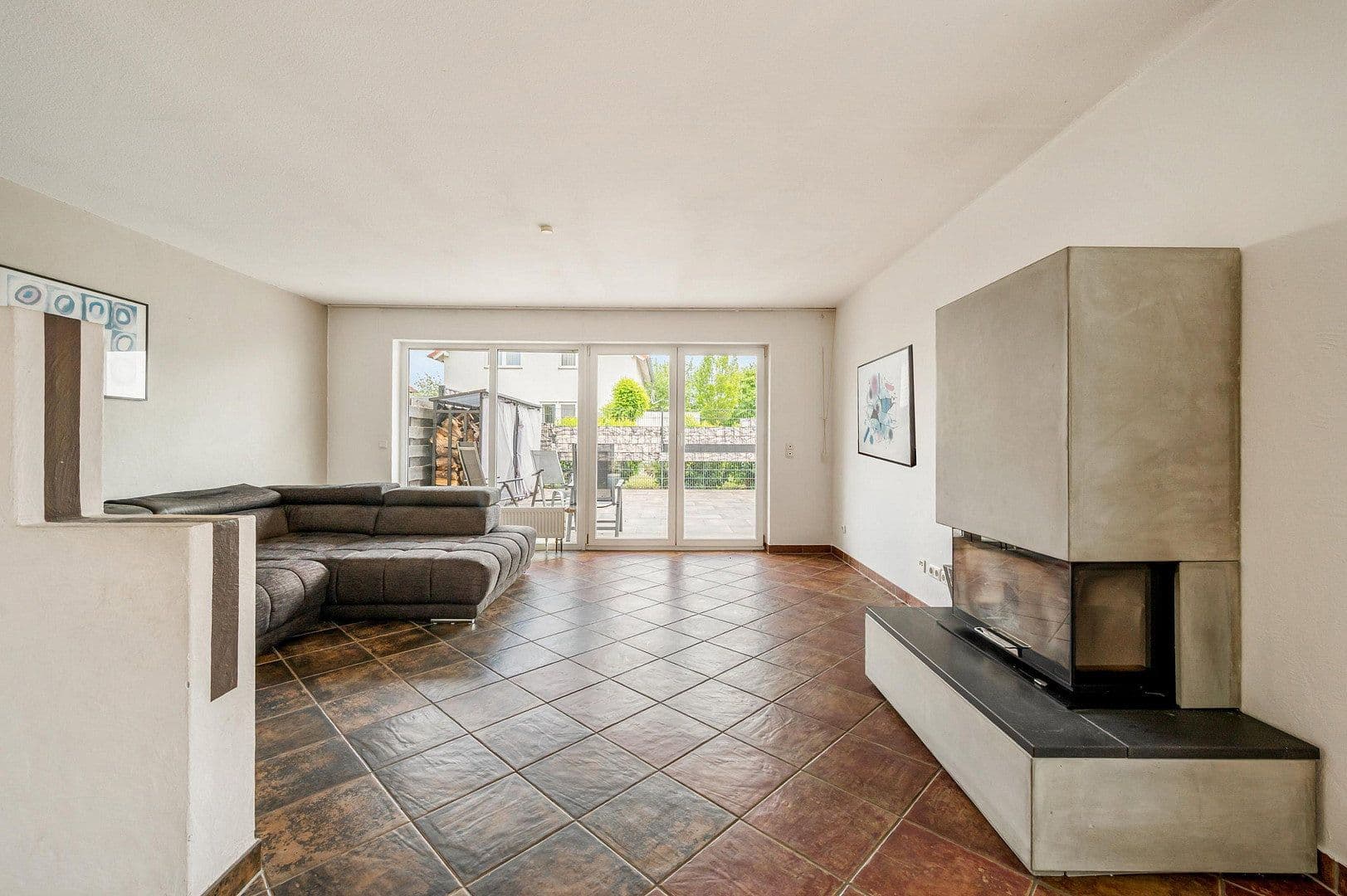 Predaj domu 141 m², pozemek 224 m², In der Wolfskaute 23, Weiterstadt, Hesensko Predaj domu 141 m², pozemek 224 m², In der Wolfskaute 23, Weiterstadt, Hesensko