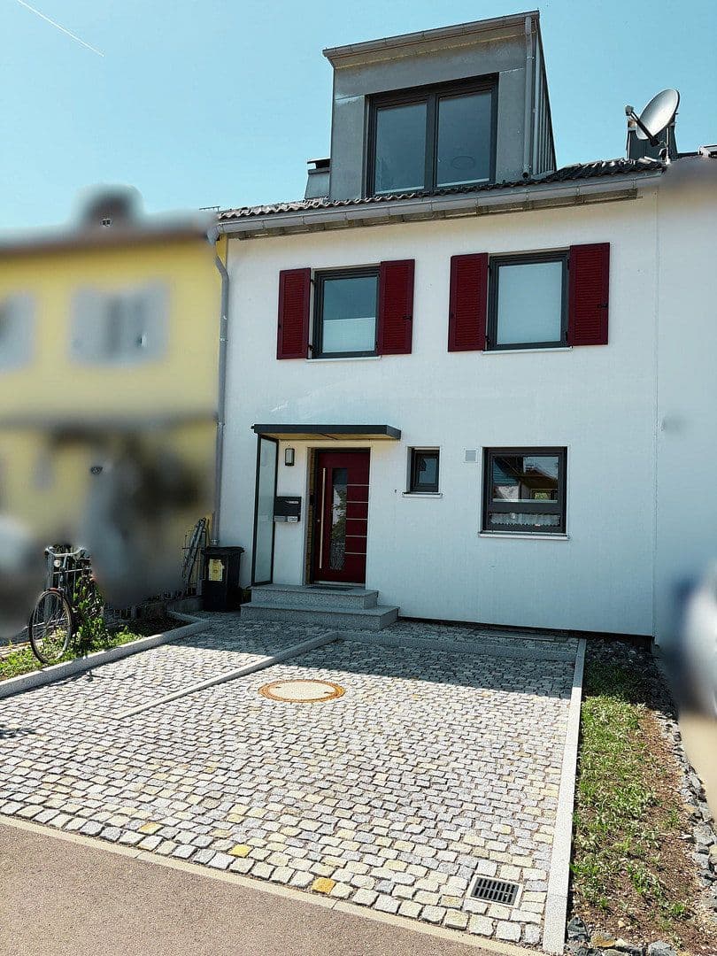 Predaj domu 116 m², pozemek 211 m², Kempten (Allgäu), Bavorsko Predaj domu 116 m², pozemek 211 m², Kempten (Allgäu), Bavorsko