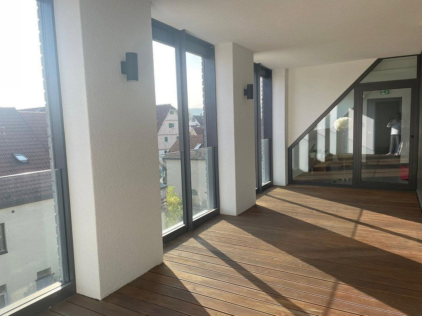 Prenájom bytu 5-izbový 194 m², Hauptstr. 29, Leinfelden-Echterdingen, Bádensko-Wurttembersko Prenájom bytu 5-izbový 194 m², Hauptstr. 29, Leinfelden-Echterdingen, Bádensko-Wurttembersko