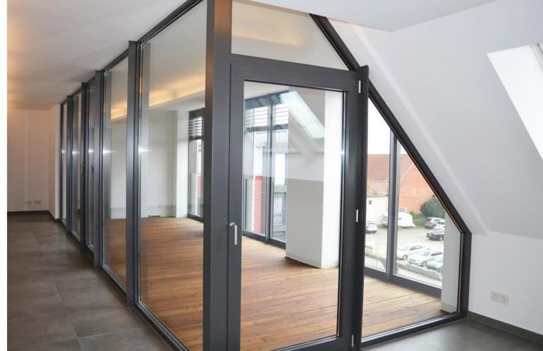 Prenájom bytu 5-izbový 194 m², Hauptstr. 29, Leinfelden-Echterdingen, Bádensko-Wurttembersko Prenájom bytu 5-izbový 194 m², Hauptstr. 29, Leinfelden-Echterdingen, Bádensko-Wurttembersko