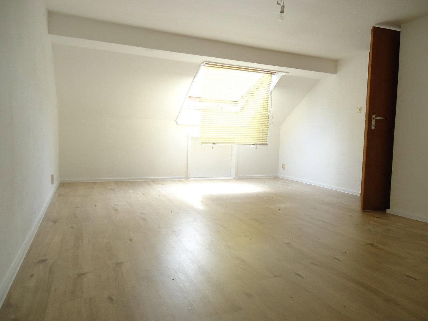 Predaj domu 152 m², pozemek 416 m², Meisenstraße 12, München, Bavorsko Predaj domu 152 m², pozemek 416 m², Meisenstraße 12, München, Bavorsko