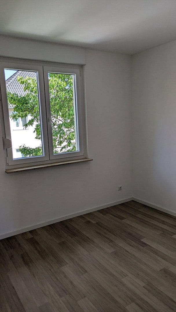Predaj domu 143 m², pozemek 468 m², Potsdam, Brandenbursko Predaj domu 143 m², pozemek 468 m², Potsdam, Brandenbursko