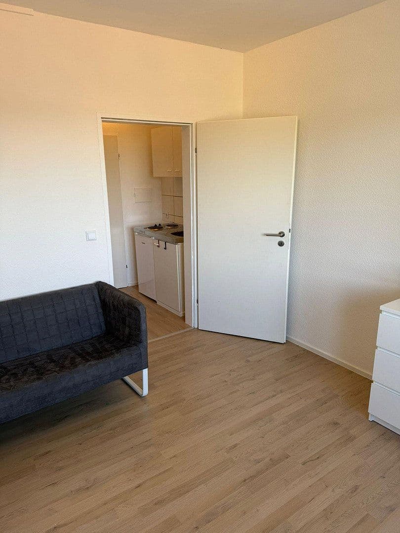 Prenájom bytu 1-izbový 20 m², Grünbergerstraße 124, Gießen, Hesensko Prenájom bytu 1-izbový 20 m², Grünbergerstraße 124, Gießen, Hesensko
