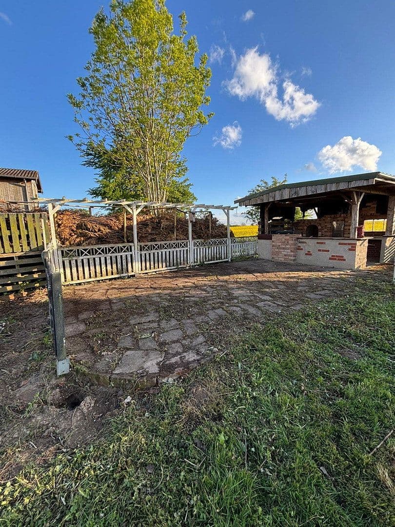 Predaj domu 162 m², pozemek 1.317 m², Alte Salzstr. 28, Bösdorf, Šlezvicko-Holštajnsko Predaj domu 162 m², pozemek 1.317 m², Alte Salzstr. 28, Bösdorf, Šlezvicko-Holštajnsko
