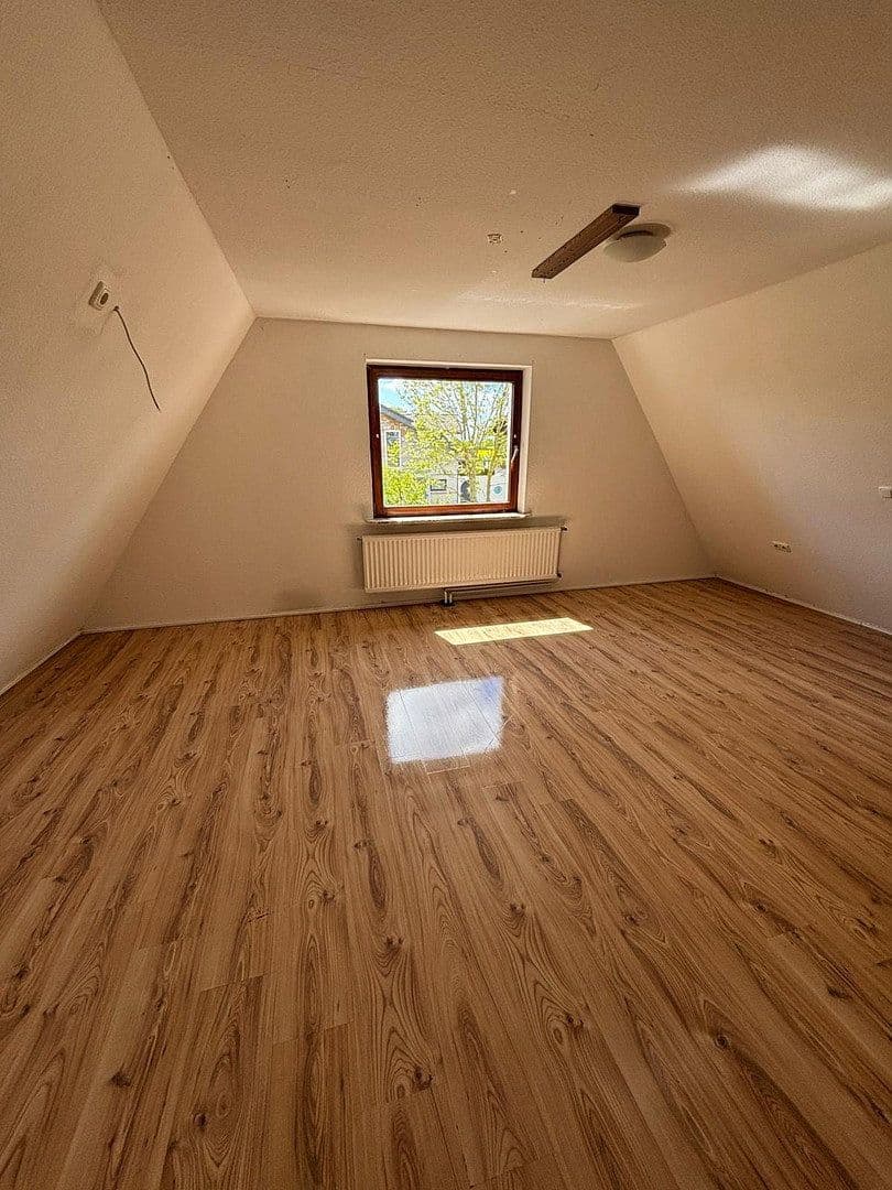 Predaj domu 162 m², pozemek 1.317 m², Alte Salzstr. 28, Bösdorf, Šlezvicko-Holštajnsko Predaj domu 162 m², pozemek 1.317 m², Alte Salzstr. 28, Bösdorf, Šlezvicko-Holštajnsko