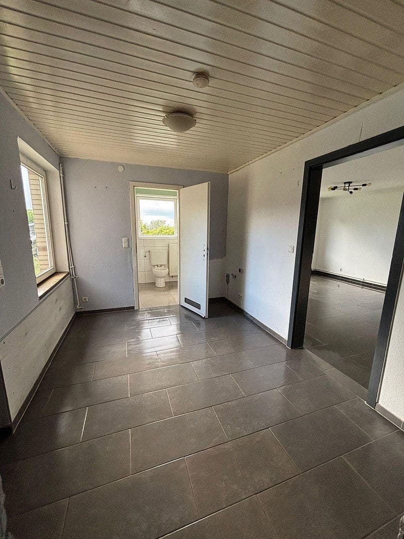 Predaj domu 162 m², pozemek 1.317 m², Alte Salzstr. 28, Bösdorf, Šlezvicko-Holštajnsko Predaj domu 162 m², pozemek 1.317 m², Alte Salzstr. 28, Bösdorf, Šlezvicko-Holštajnsko