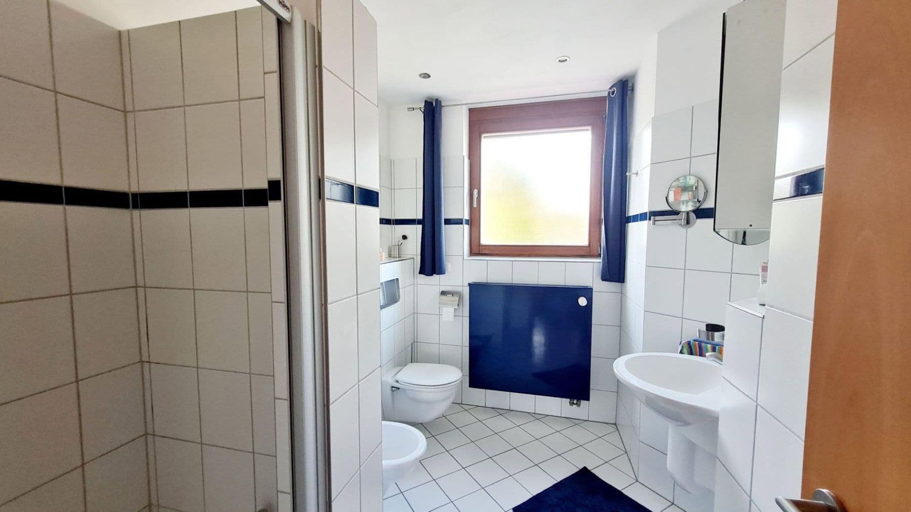 Predaj domu 273 m², pozemek 634 m², Geroldshausen, Bavorsko Predaj domu 273 m², pozemek 634 m², Geroldshausen, Bavorsko