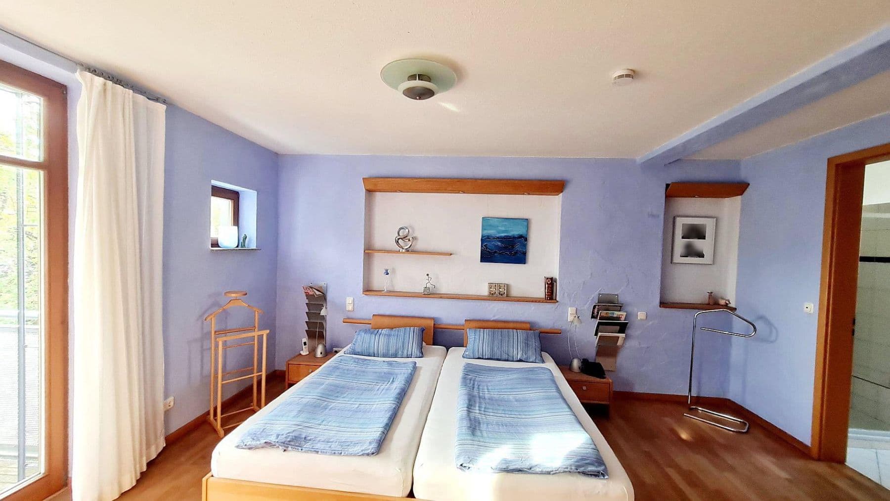 Predaj domu 273 m², pozemek 634 m², Geroldshausen, Bavorsko Predaj domu 273 m², pozemek 634 m², Geroldshausen, Bavorsko
