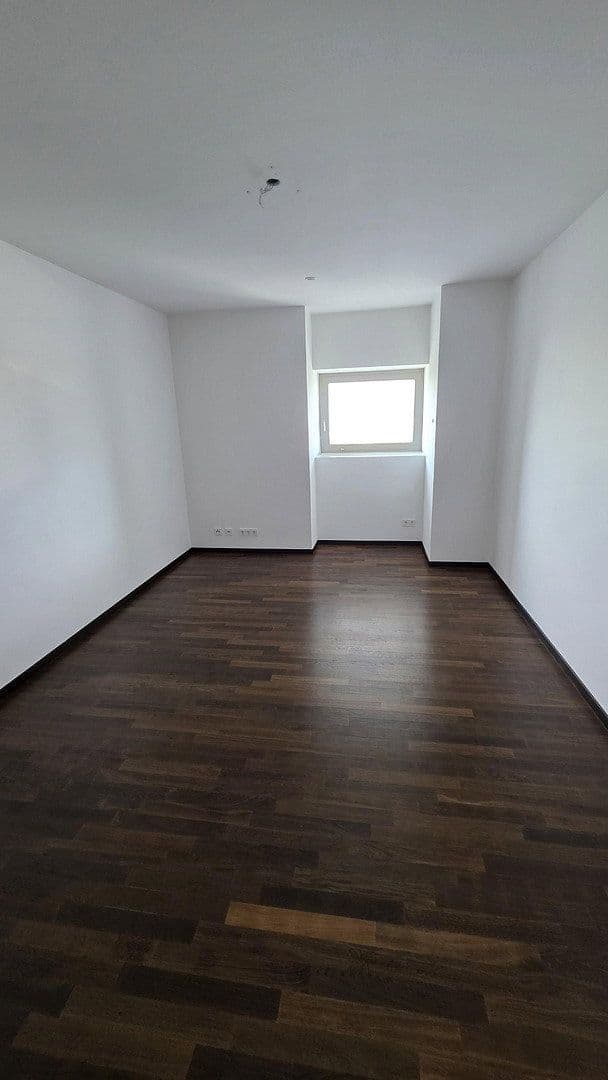 Prenájom bytu 3-izbový 110 m², Im Zollhafen 12, Köln, Severné Porýnie - Westfálsko Prenájom bytu 3-izbový 110 m², Im Zollhafen 12, Köln, Severné Porýnie - Westfálsko