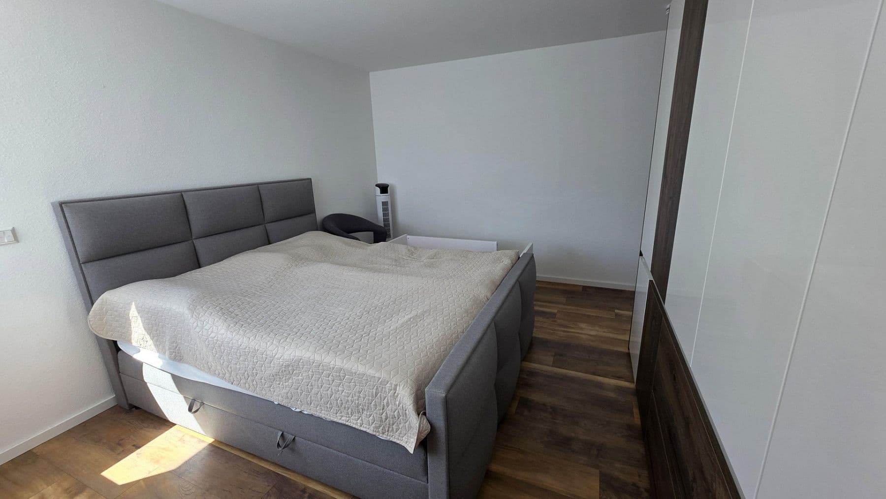 Prenájom bytu 3-izbový 93 m², Heinrich-Gerster-Straße 3, Karlsdorf-Neuthard, Bádensko-Wurttembersko Prenájom bytu 3-izbový 93 m², Heinrich-Gerster-Straße 3, Karlsdorf-Neuthard, Bádensko-Wurttembersko