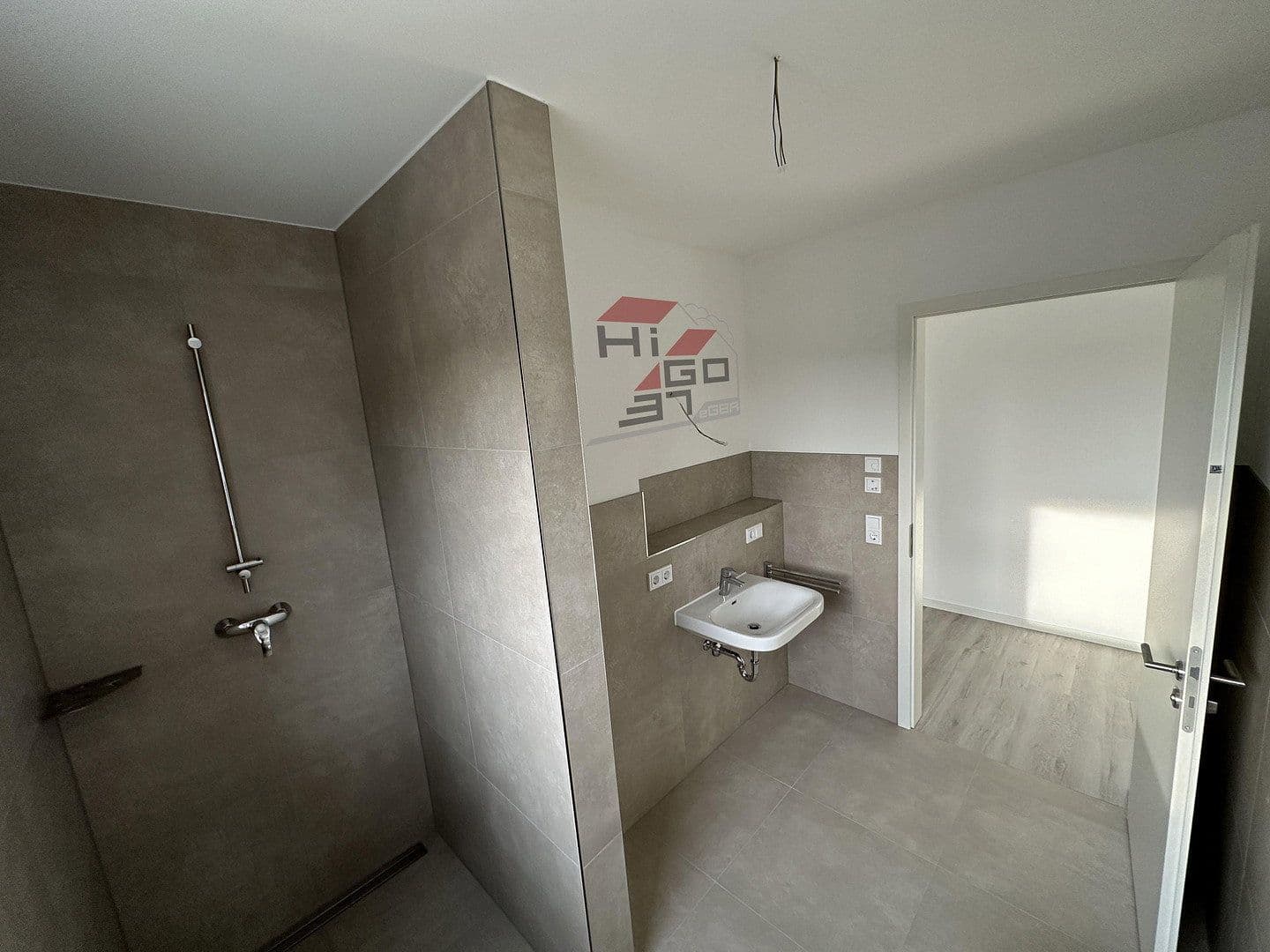 Predaj domu 127 m², pozemek 753 m², Rosdorf, Dolné Sasko Predaj domu 127 m², pozemek 753 m², Rosdorf, Dolné Sasko