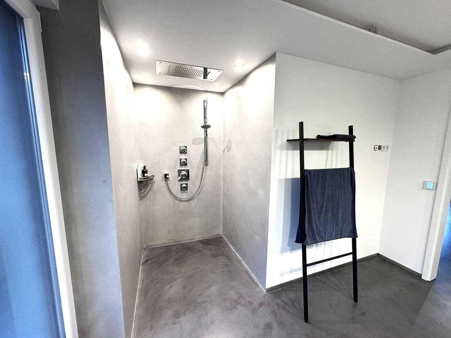 Prenájom bytu 2-izbový 112 m², Lüdenscheid, Severné Porýnie - Westfálsko Prenájom bytu 2-izbový 112 m², Lüdenscheid, Severné Porýnie - Westfálsko