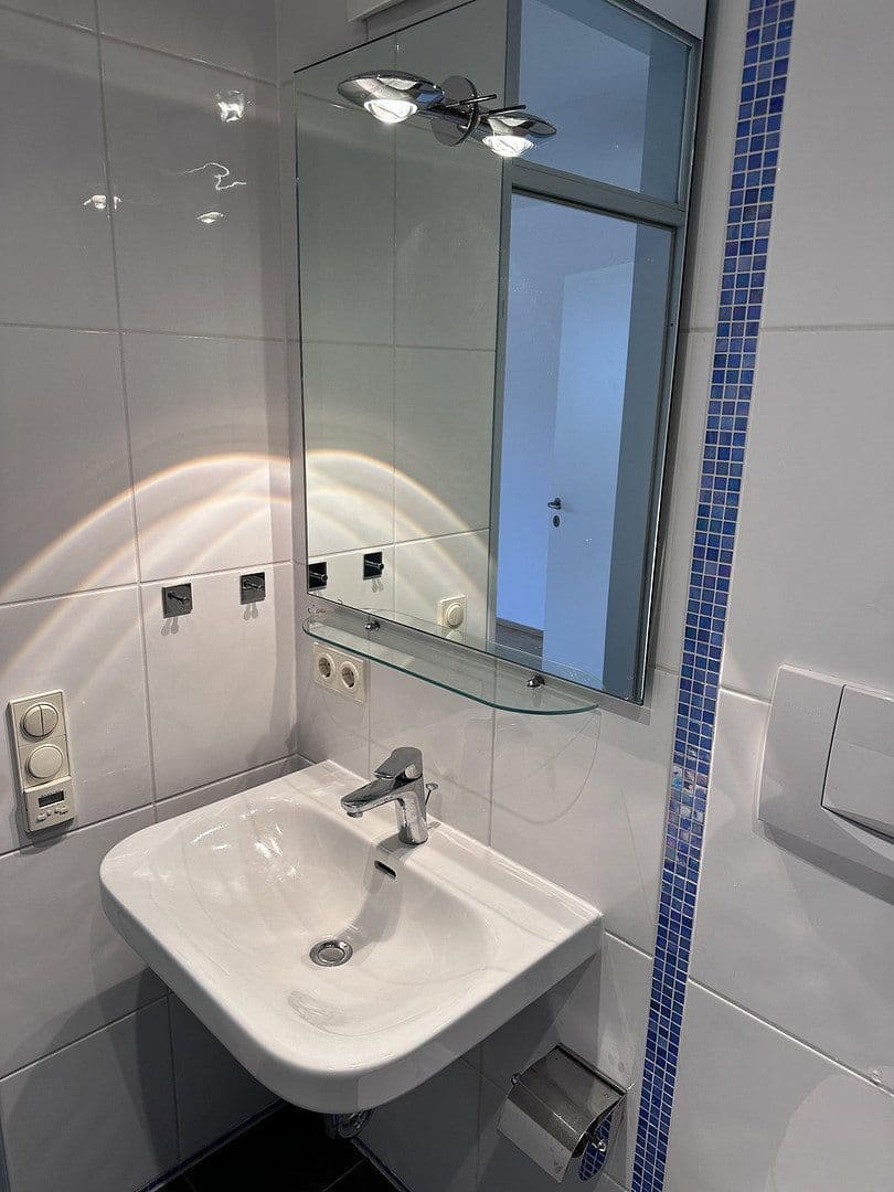 Prenájom bytu 5-izbový 126 m², München, Bavorsko Prenájom bytu 5-izbový 126 m², München, Bavorsko