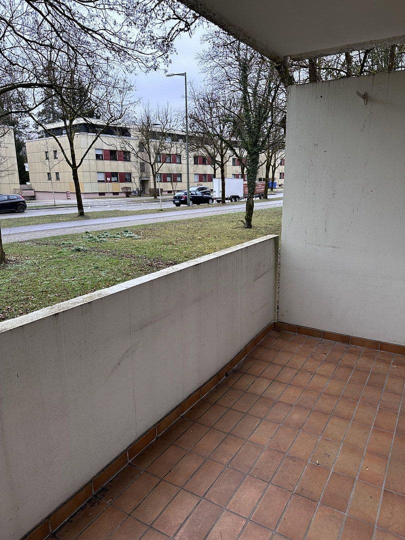 Prenájom bytu 5-izbový 126 m², München, Bavorsko Prenájom bytu 5-izbový 126 m², München, Bavorsko
