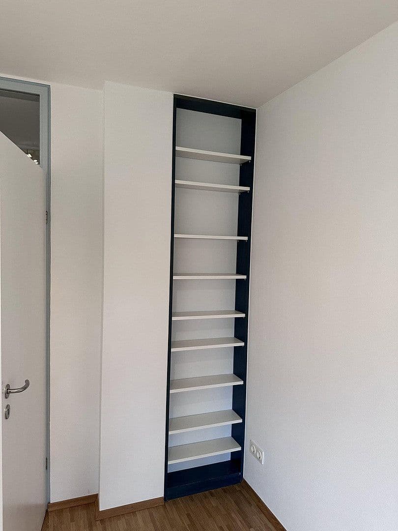 Prenájom bytu 5-izbový 126 m², München, Bavorsko Prenájom bytu 5-izbový 126 m², München, Bavorsko
