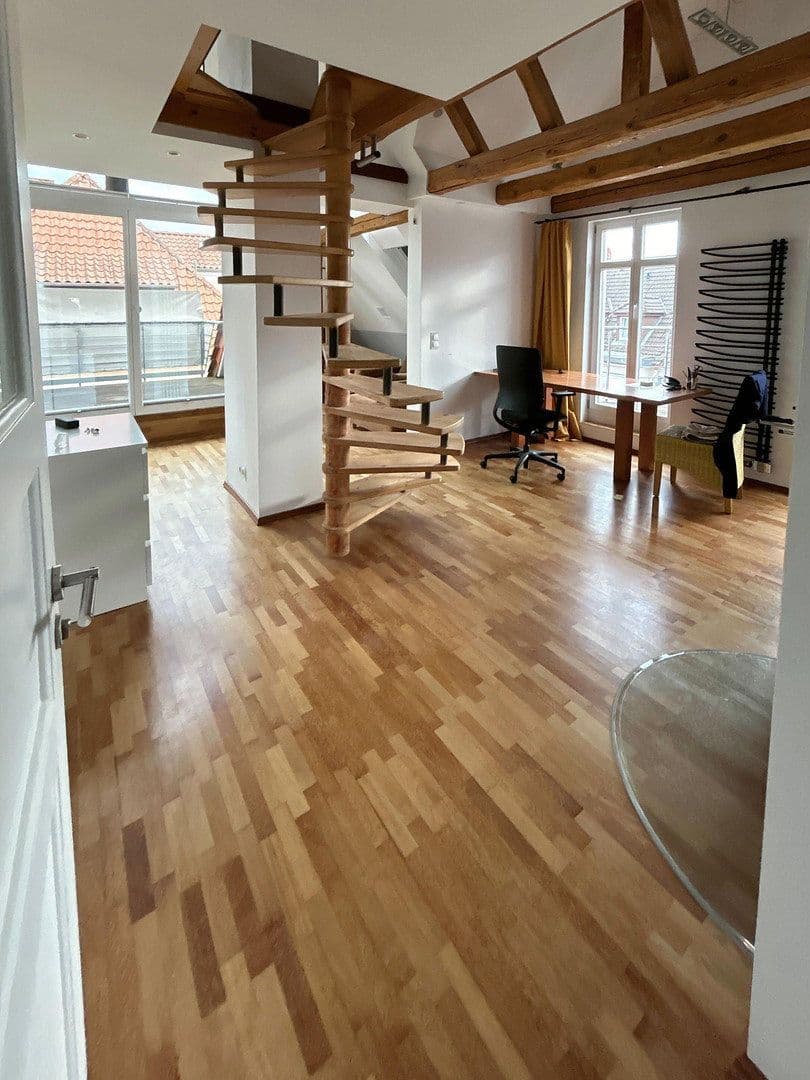 Prenájom bytu 3-izbový 80 m², Celle, Dolné Sasko Prenájom bytu 3-izbový 80 m², Celle, Dolné Sasko