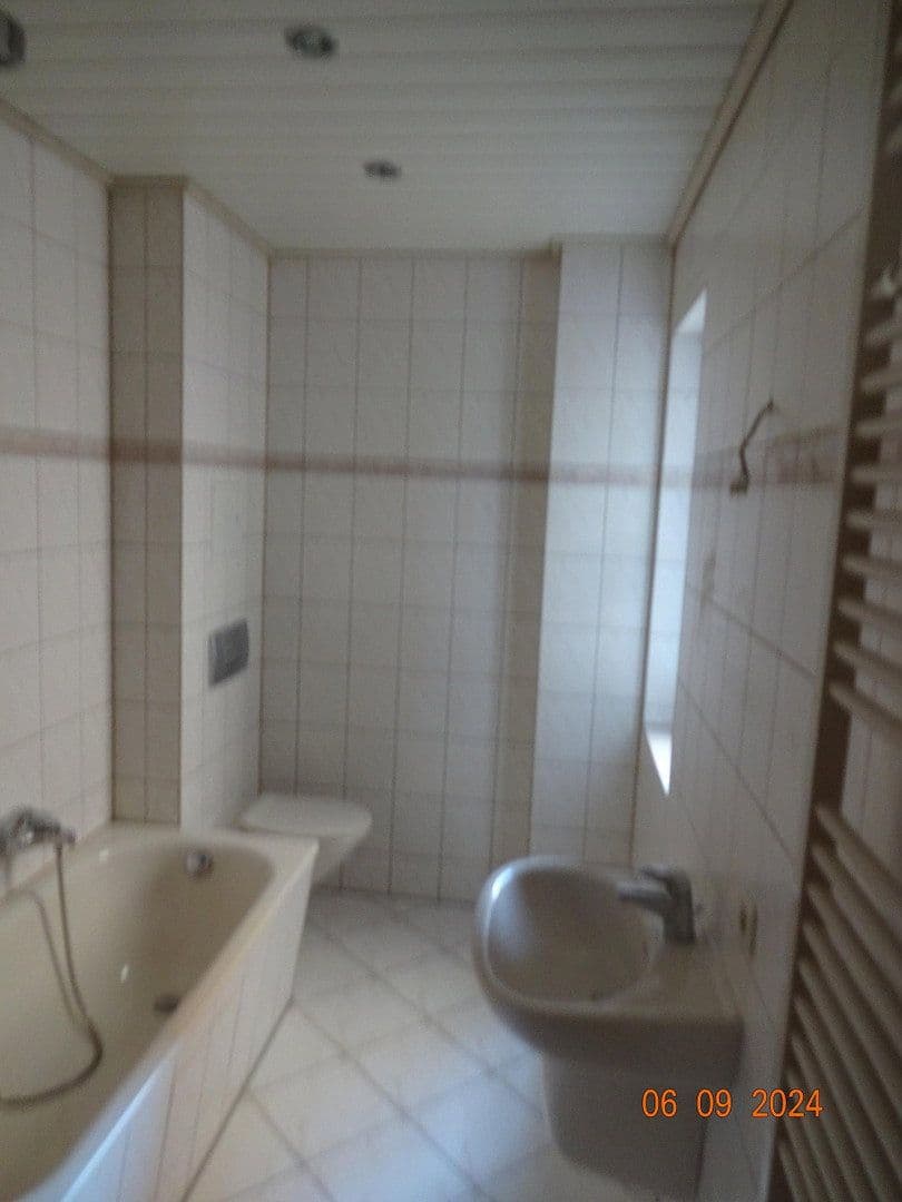 Prenájom bytu 2-izbový 50 m², Schillerstraße 24, Rudolstadt, Durínsko Prenájom bytu 2-izbový 50 m², Schillerstraße 24, Rudolstadt, Durínsko