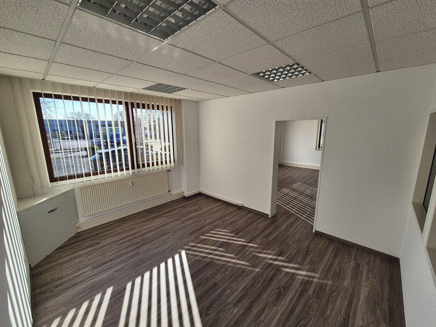 Prenájom kancelárie 124 m², Rudolf-Diesel-Str. 11, Kaltenkirchen, Šlezvicko-Holštajnsko Prenájom kancelárie 124 m², Rudolf-Diesel-Str. 11, Kaltenkirchen, Šlezvicko-Holštajnsko
