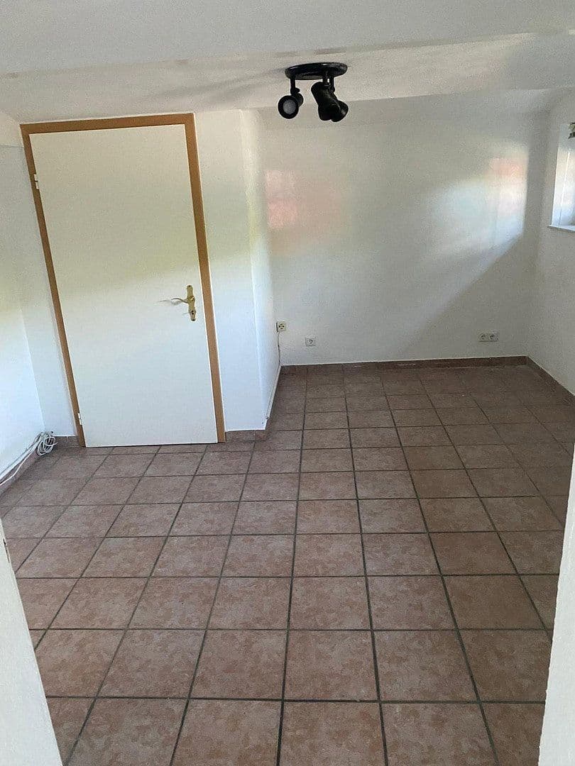 Prenájom bytu 2-izbový 45 m², Neuplatz 8, Remscheid, Severné Porýnie - Westfálsko Prenájom bytu 2-izbový 45 m², Neuplatz 8, Remscheid, Severné Porýnie - Westfálsko