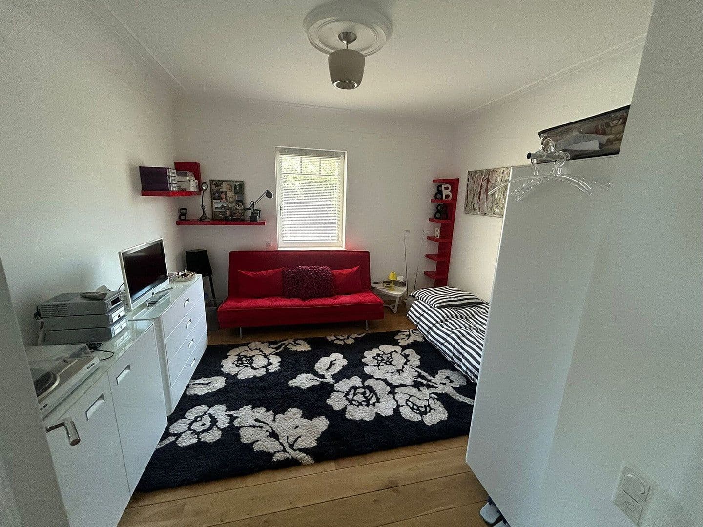 Predaj domu 260 m², pozemek 711 m², Reinbek, Šlezvicko-Holštajnsko Predaj domu 260 m², pozemek 711 m², Reinbek, Šlezvicko-Holštajnsko
