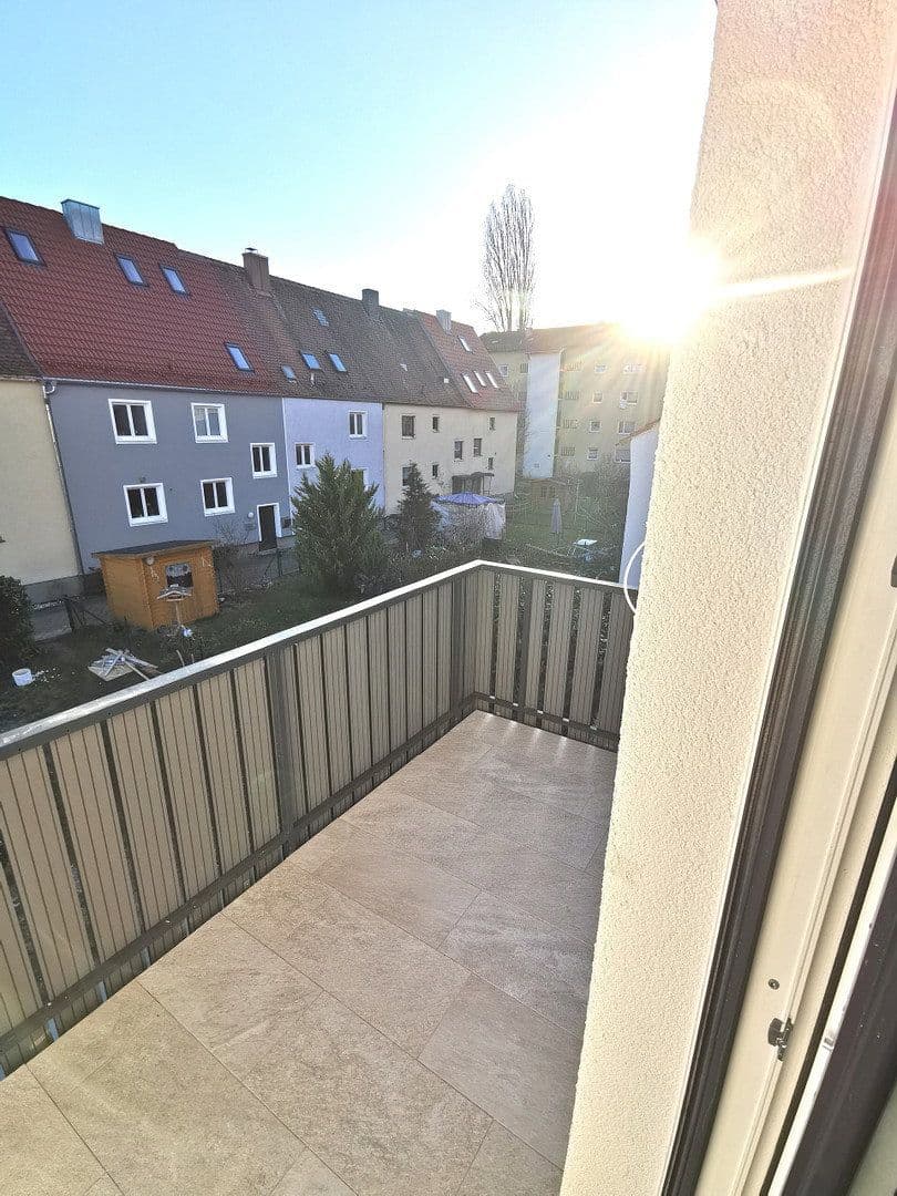 Prenájom bytu 2-izbový 55 m², Ingolstadt, Bavorsko Prenájom bytu 2-izbový 55 m², Ingolstadt, Bavorsko