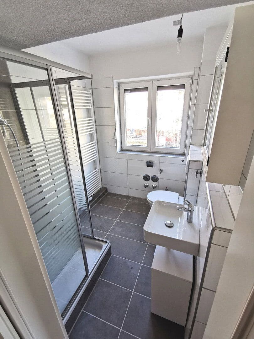 Prenájom bytu 2-izbový 55 m², Ingolstadt, Bavorsko Prenájom bytu 2-izbový 55 m², Ingolstadt, Bavorsko