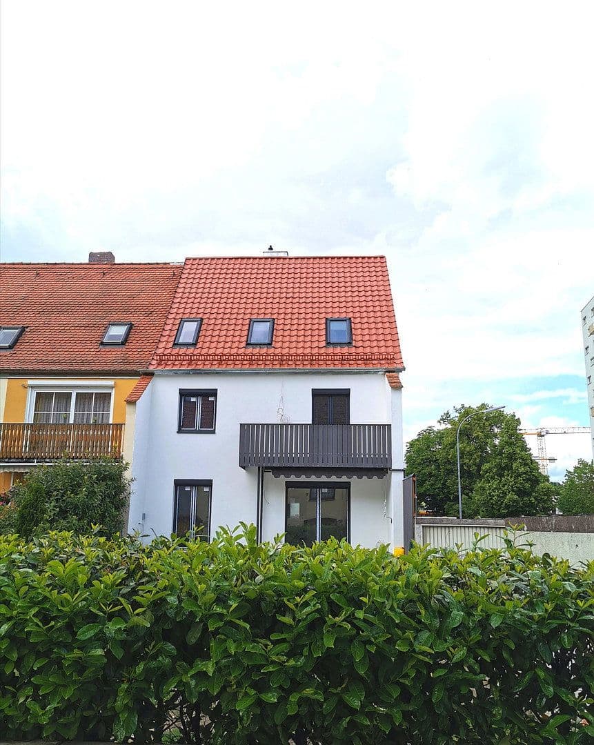 Prenájom bytu 2-izbový 55 m², Ingolstadt, Bavorsko Prenájom bytu 2-izbový 55 m², Ingolstadt, Bavorsko