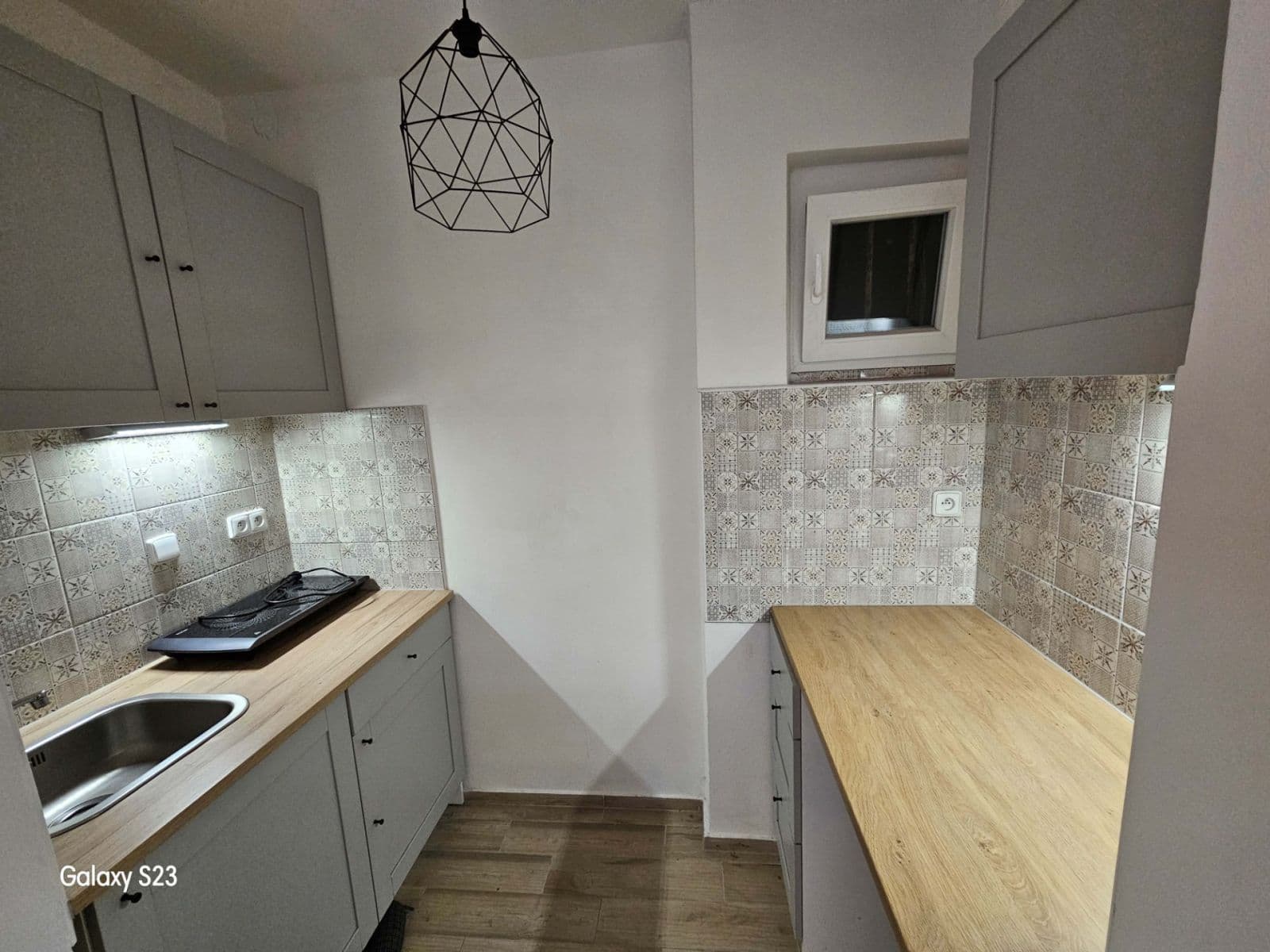 Prenájom nebytového priestoru 35 m², V Olšinách, Praha, Praha Prenájom nebytového priestoru 35 m², V Olšinách, Praha, Praha
