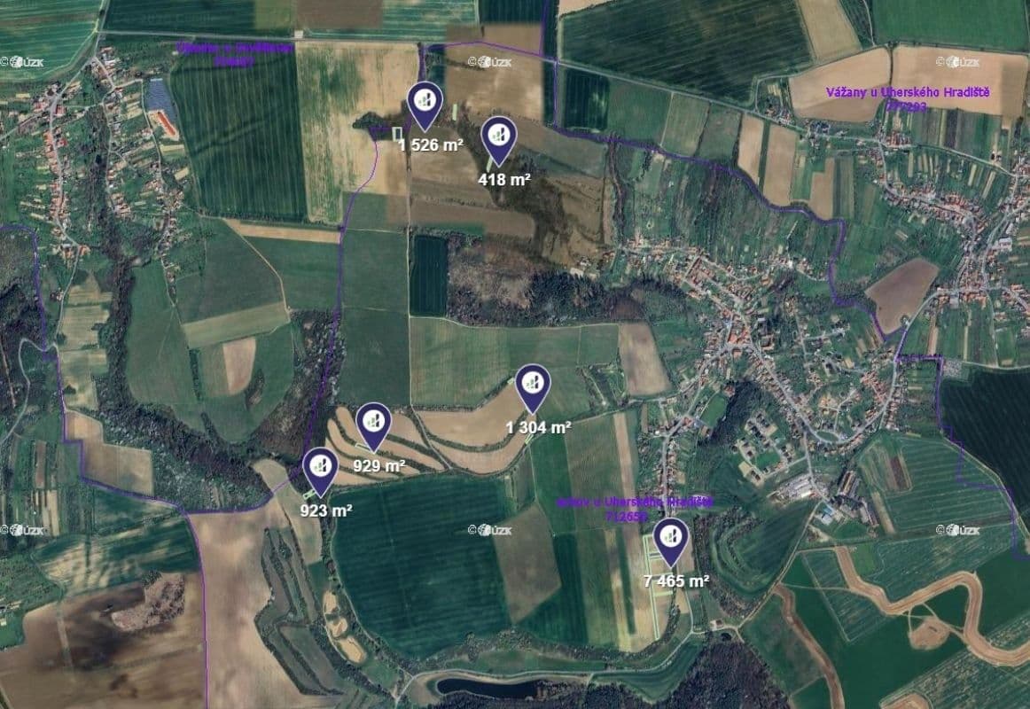 Predaj pozemku 12.565 m², Ořechov, Zlínský kraj Predaj pozemku 12.565 m², Ořechov, Zlínský kraj