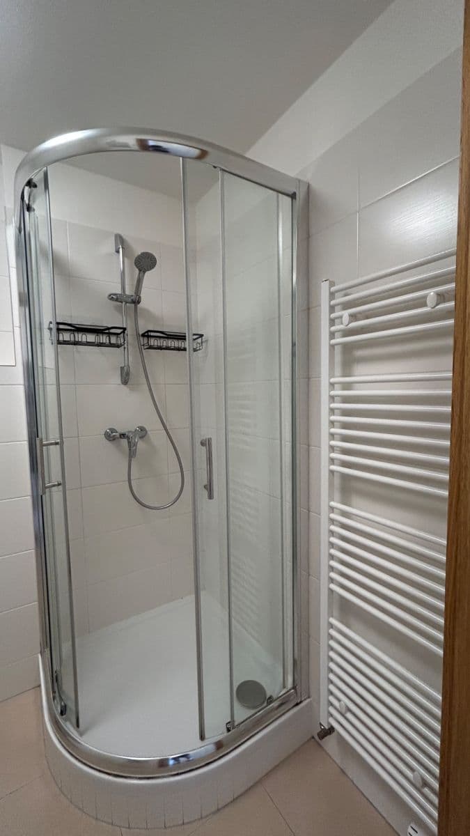 Prenájom bytu 2-izbový 62 m², K Beranovu, Praha, Praha Prenájom bytu 2-izbový 62 m², K Beranovu, Praha, Praha