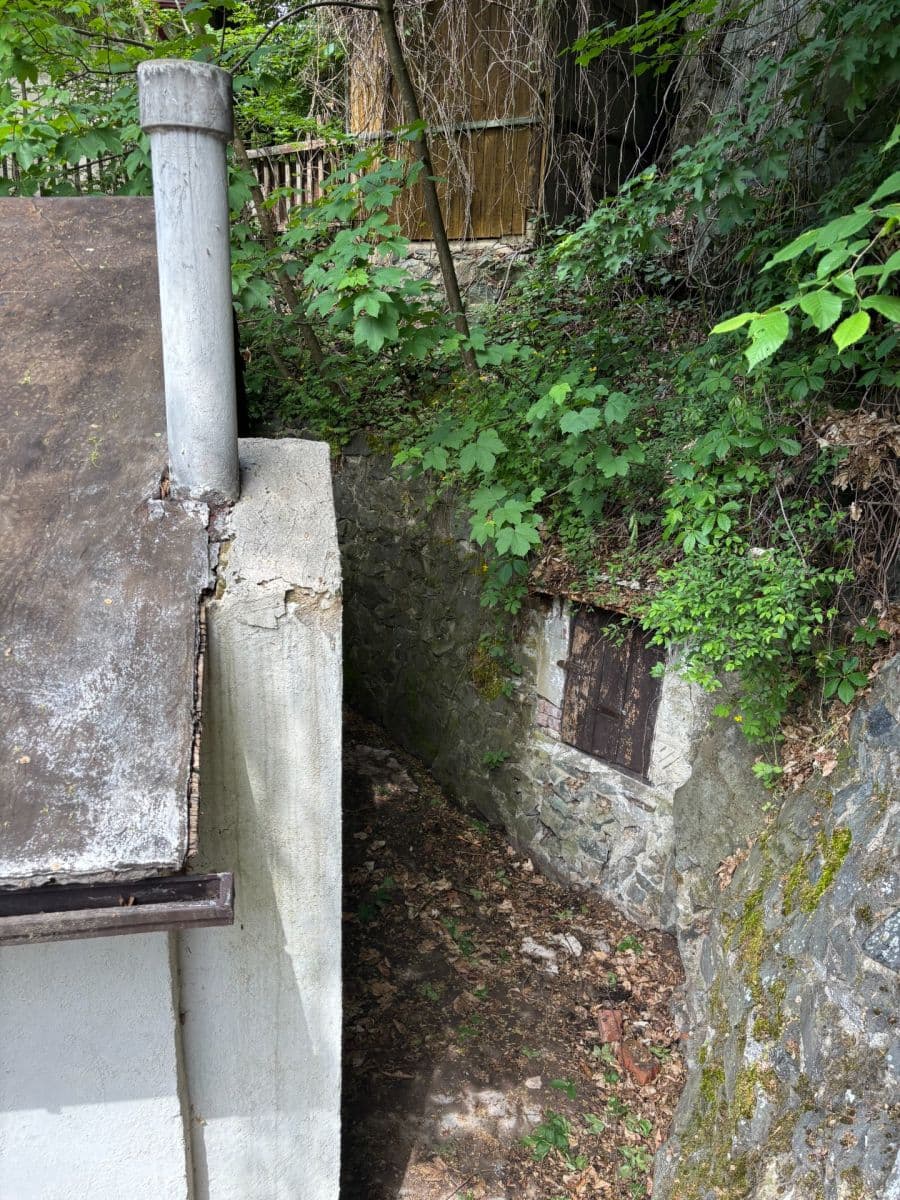 Predaj rekreačného objektu 29 m², pozemek 60 m², Jílové u Prahy, Středočeský kraj Predaj rekreačného objektu 29 m², pozemek 60 m², Jílové u Prahy, Středočeský kraj