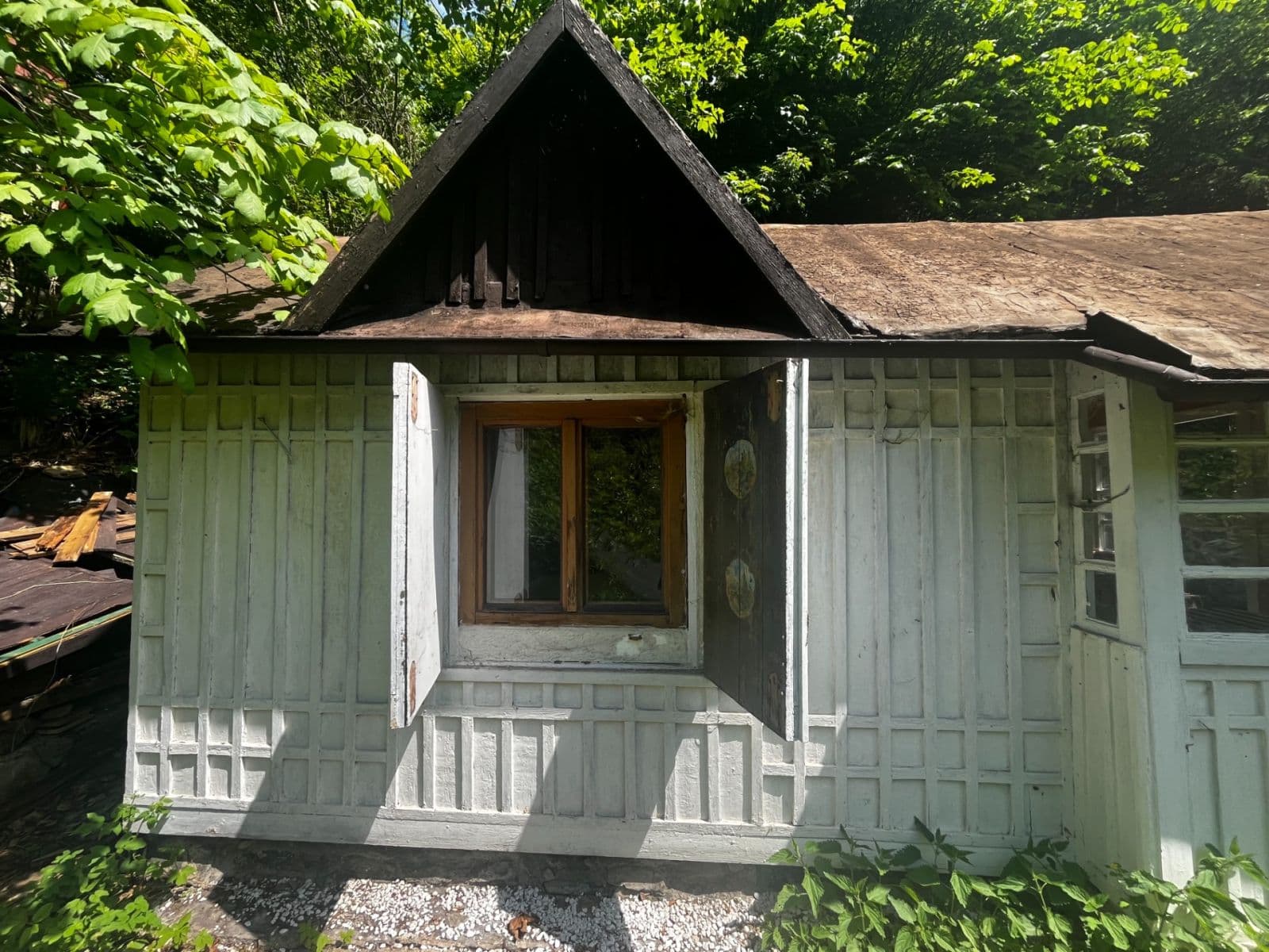 Predaj rekreačného objektu 29 m², pozemek 60 m², Jílové u Prahy, Středočeský kraj Predaj rekreačného objektu 29 m², pozemek 60 m², Jílové u Prahy, Středočeský kraj