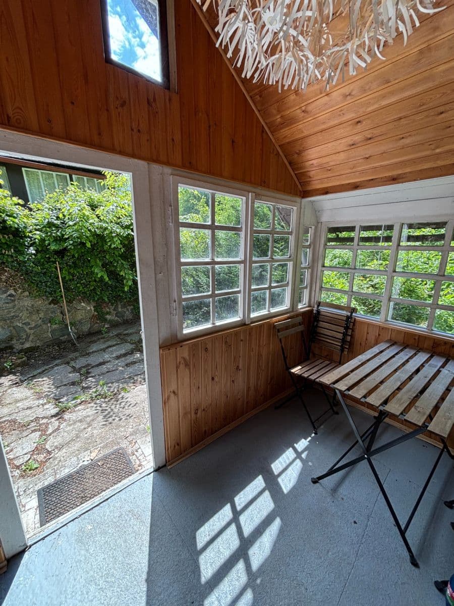 Predaj rekreačného objektu 29 m², pozemek 60 m², Jílové u Prahy, Středočeský kraj Predaj rekreačného objektu 29 m², pozemek 60 m², Jílové u Prahy, Středočeský kraj