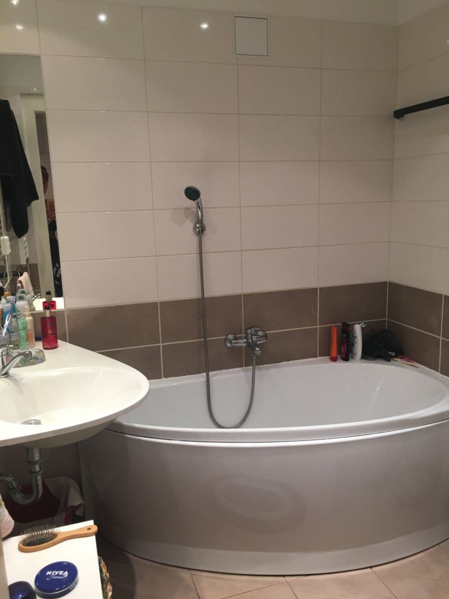 Prenájom bytu 2-izbový 55 m², Žerotínova, Praha, Praha Prenájom bytu 2-izbový 55 m², Žerotínova, Praha, Praha