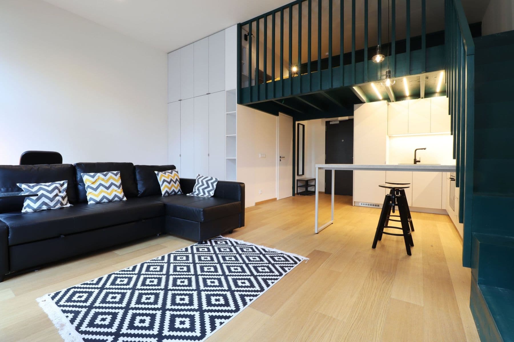 Prenájom bytu 1-izbový 45 m², V háji, Praha, Praha Prenájom bytu 1-izbový 45 m², V háji, Praha, Praha