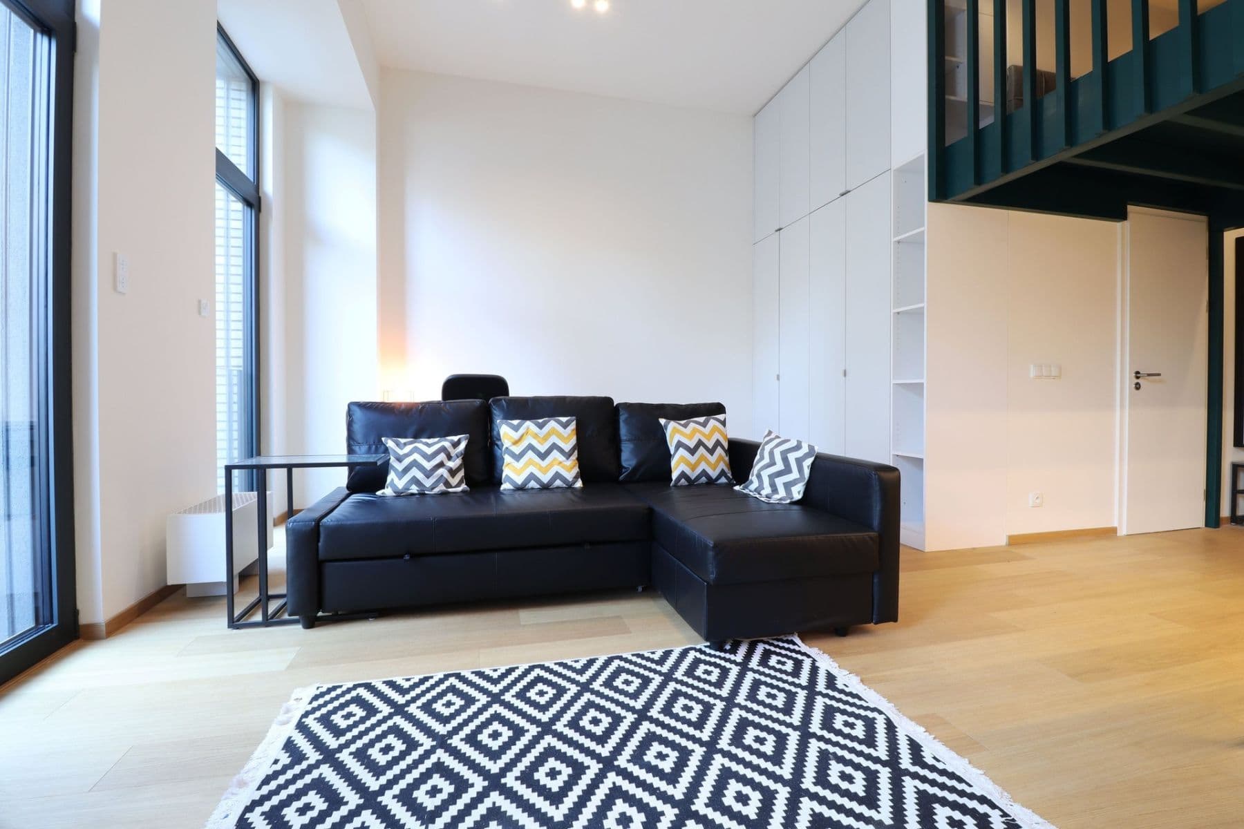 Prenájom bytu 1-izbový 45 m², V háji, Praha, Praha Prenájom bytu 1-izbový 45 m², V háji, Praha, Praha