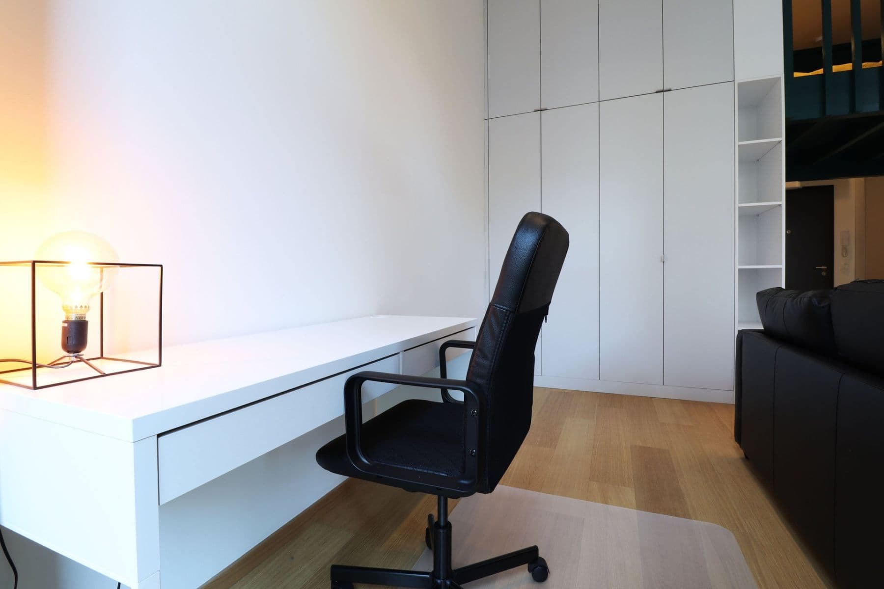 Prenájom bytu 1-izbový 45 m², V háji, Praha, Praha Prenájom bytu 1-izbový 45 m², V háji, Praha, Praha