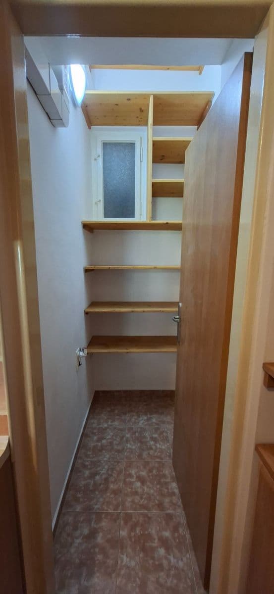 Prenájom bytu 2-izbový 50 m², Mánesova, Hradec Králové, Královéhradecký kraj Prenájom bytu 2-izbový 50 m², Mánesova, Hradec Králové, Královéhradecký kraj