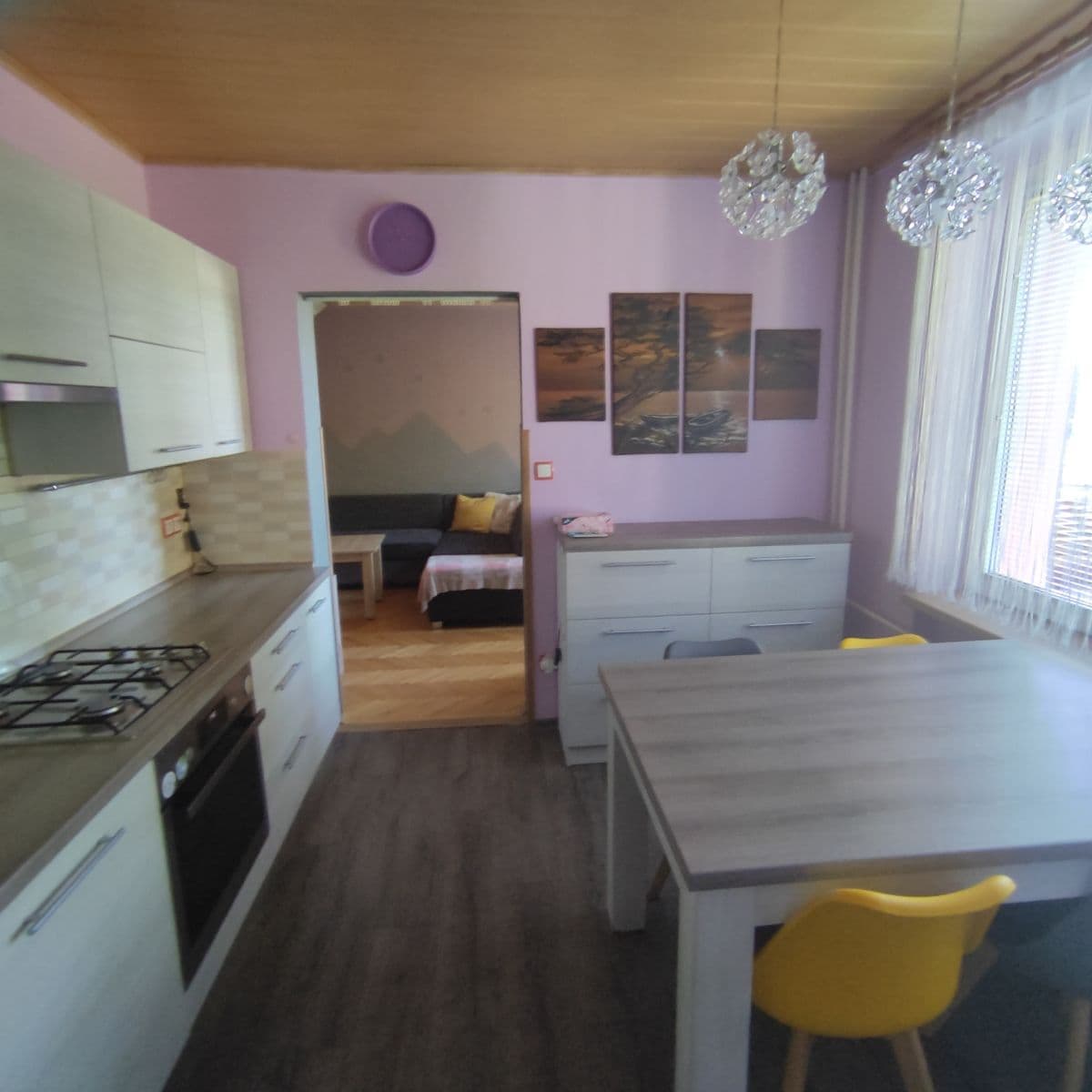Predaj bytu 3-izbový 99 m², Krahulčí, Kraj Vysočina Predaj bytu 3-izbový 99 m², Krahulčí, Kraj Vysočina